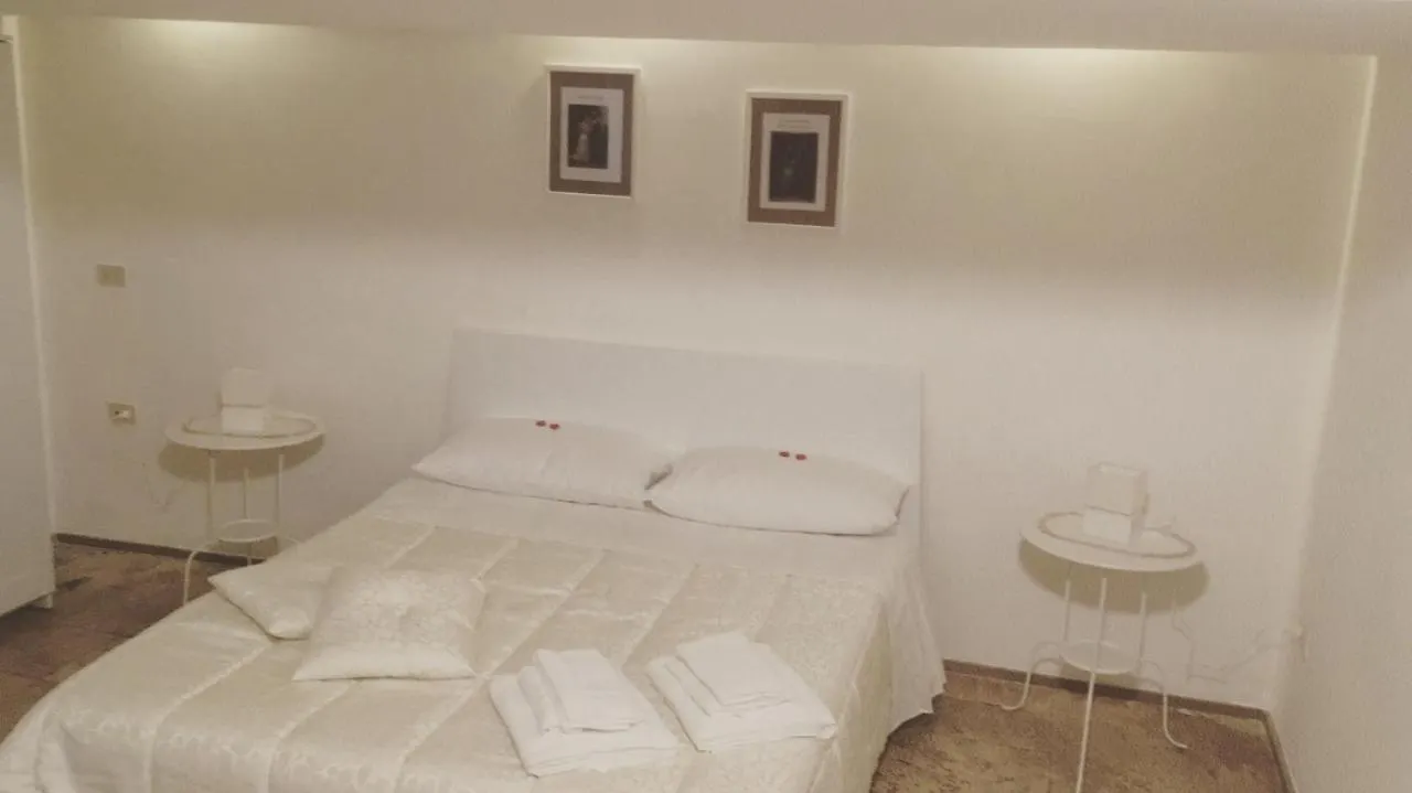 Apartment Comfort As Usual Bari Italy
